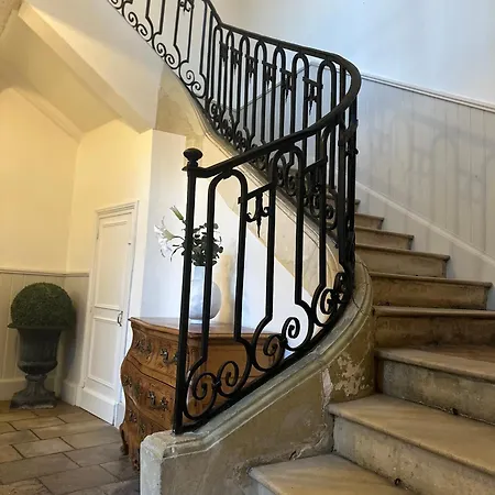 Le Clos Notre Dame Particulier Hypercentre בית הארחה פואטייה