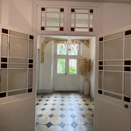 Гостевой дом Le Clos Notre Dame Particulier Hypercentre Пуатье