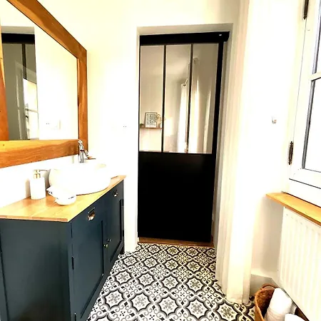 Le Clos Notre Dame Particulier Hypercentre בית הארחה 3*