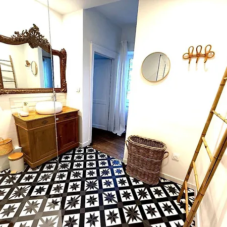 Le Clos Notre Dame Particulier Hypercentre 3* פואטייה